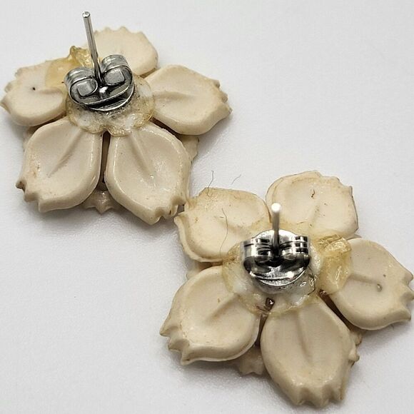 Beautiful Vintage 50s Flower Post Stud Earrings 1in - Picture 4 of 5